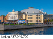Цирк на Фонтанке. Санкт-Петербург, Россия (2021 год). Редакционное фото, фотограф Анна Карасева / Фотобанк Лори