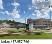 Hermes 450 - multipurpose high performance tactical UAS installed in front of the Air Force College in Beer Sheva (2022 год). Редакционное фото, фотограф Irina Opachevsky / Фотобанк Лори