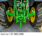 Заднее прицепное устройство трактора John Deere (2021 год). Редакционное фото, фотограф Вячеслав Палес / Фотобанк Лори