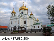 Вид на собор Рождества Пресвятой Богородицы пасмурным днем. Ростов-на-Дону, Россия (2021 год). Стоковое фото, фотограф Анна Карасева / Фотобанк Лори
