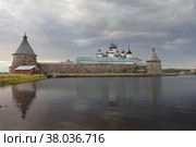 Пейзаж с видом на Соловецкий монастырь (2021 год). Редакционное фото, фотограф Владимир Грибков / Фотобанк Лори