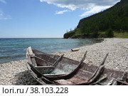 Брошенная лодка. Стоковое фото, фотограф Екатерина Шихова / Фотобанк Лори