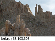 Natural volcanic landscape, tops of rocks from columnar basalt. Стоковое фото, фотограф Евгений Харитонов / Фотобанк Лори