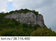 Горный пейзаж плато Бурунчак (2022 год). Редакционное фото, фотограф Сергей Миляев / Фотобанк Лори