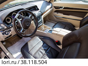 Mercedes car interior CLS Coupe (2022 год). Редакционное фото, фотограф Евгений Ткачёв / Фотобанк Лори