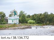 Церковь Зосимы, Савватия и Германа Соловецких на острове Сорока, на реке Нижний Выг в городе Беломорск, республика Карелия (2022 год). Редакционное фото, фотограф Кекяляйнен Андрей / Фотобанк Лори