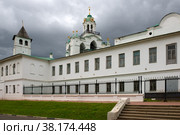 Ярославль, Здание Семинарского корпуса. Спасо-Преображенский монастырь. Золотое кольцо России (2020 год). Стоковое фото, фотограф Pukhov K / Фотобанк Лори