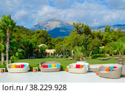 Территория отеля Robinson Club Camyuva 5*, Чамьюва, Кемер,Турция (2022 год). Редакционное фото, фотограф Ольга Коцюба / Фотобанк Лори