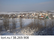 Panorama of Klin-Dmitrovsky ridge with villages on winter sunny day, Sergiev Posad district, Moscow region, Russia (2018 год). Стоковое фото, фотограф Алексей Антипов / Фотобанк Лори