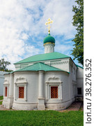 Church of St. Ambrose of Milan in Novodevichy convent (2019 год). Стоковое фото, фотограф Ольга Остроухова / Фотобанк Лори
