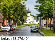 Pskov, view from the street Magistrates Shuisky, on the old Orthodox Church of Joachim and Anna at Polonise (2019 год). Редакционное фото, фотограф Ольга Остроухова / Фотобанк Лори