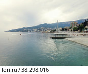 Массандровский пляж. Ялта. Крым. (2022 год). Редакционное фото, фотограф Татьяна Т / Фотобанк Лори