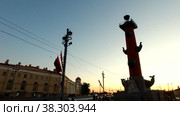 Vasilievsky Island Spit. Rostral column. White night. Unique urban landscape center Saint Petersburg. (2020 год). Редакционное видео, видеограф Aleksandr Golubev / Фотобанк Лори
