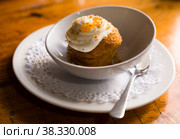 Delicious dessert - carrot cake with orange crumbs clos eup. Стоковое фото, фотограф Татьяна Яцевич / Фотобанк Лори
