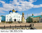 Задонский монастырь. Церковь Рождества Богородицы, Святитель Тихон Задонский. (2015 год). Редакционное фото, фотограф Алексей Голубенко / Фотобанк Лори