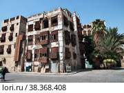 Jeddah, Saudi Arabia - 09 Mar 2020: The vintage house in Al-balad district, Jeddah, Saudi Arabia. Редакционное фото, фотограф Сергей Стрелков / Фотобанк Лори
