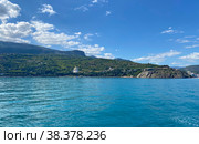 Вид на поселки Партенит и Утес с моря, Крым (2022 год). Стоковое фото, фотограф Мария Кылосова / Фотобанк Лори