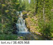 View waterfall Yukankoski (White bridges) on the river Kulismayoki. The height of the waterfall is 19 meters. Pitkyaranta, Karelia, Russia. Стоковое фото, фотограф Михаил Аккуратoв / Фотобанк Лори