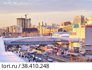 "Rechnoy vokzal" metro station. Highway on bolshevistskaya street. Редакционное фото, фотограф ArhSib / Фотобанк Лори