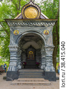 View of the chapel of the Sign (Znamenskaya) (2021 год). Редакционное фото, фотограф Михаил Аккуратoв / Фотобанк Лори