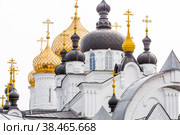В Богоявленско-Анастасиином монастыре находится кафедральный собор Богоявления Анастасии. Вид на Богоявленский монастырь Святой Анастасии в Костроме, Россия (2018 год). Стоковое фото, фотограф Photojuli / Фотобанк Лори