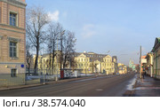 Street Staraya Basmannaya. Russia, Moscow. Редакционное фото, фотограф Belikart / Фотобанк Лори