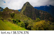 Panoramic view to Machu Picchu archaeological site and Huayna Picchu mountain , Cuzco, Peru (2018 год). Стоковое фото, фотограф Сергей Майоров / Фотобанк Лори
