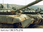 Russian battle tanks at tankodrome in mountains. Стоковое фото, фотограф Сергей Толмачёв / Фотобанк Лори
