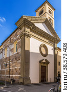 Лукка, Италия. Церковь San Micheletto, XII - XV вв. (2017 год). Редакционное фото, фотограф Rokhin Valery / Фотобанк Лори