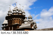 Church of the Transfiguration in Kizhi with its wooden domes (2015 год). Редакционное фото, фотограф Оксана Медведева / Фотобанк Лори