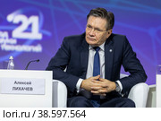 Россия. Сочи. Алексей Лихачев, генеральный директор, Государственная корпорация по атомной энергии Росатом. Конгресс молодых ученых. (2021 год). Редакционное фото, фотограф Алексей Смышляев / Фотобанк Лори
