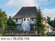 Kaliningrad, an old house (2017 год). Редакционное фото, фотограф Ольга Остроухова / Фотобанк Лори