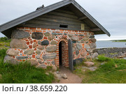 Поварня на Большом Заяцком острове. Соловецкий архипелаг, Белое море, Россия (2018 год). Стоковое фото, фотограф Pukhov K / Фотобанк Лори