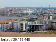 Санкт-Петербург. Строительство жилых комплексов на намывных территориях в Василеостровском районе. (2020 год). Редакционное фото, фотограф Александр Тарасенков / Фотобанк Лори