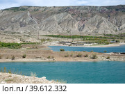 Фрагмент Сулакского водохранилища в горном пейзаже. Республика Дагестан. Стоковое фото, фотограф Анна Карасева / Фотобанк Лори