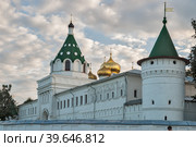 Kostroma. Ipatievsky monastery in twilight (2009 год). Стоковое фото, фотограф Сергей Буторин / Фотобанк Лори