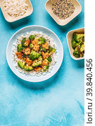Fried tempeh with rice and broccoli. Стоковое фото, фотограф Татьяна  Бральнина / Фотобанк Лори