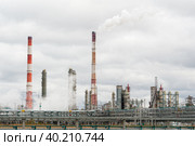 СИБУР-Тобольск. Нефтехимический завод (2018 год). Редакционное фото, фотограф Сергей Буторин / Фотобанк Лори
