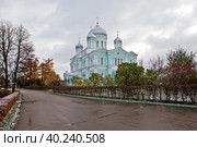 Троицкий собор Серафимо-Дивеевского монастыря. Дивеево. Нижегородская область (2022 год). Стоковое фото, фотограф Сергей Афанасьев / Фотобанк Лори