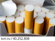 A close up image of an open package of cigarettes. Стоковое фото, фотограф Корнеев Вячеслав / Фотобанк Лори