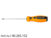 Отвертка с пластиковой рукояткой изолированно на белом фоне. A crosshead screwdriver with a plastic black-orange handle close-up on a white background. Стоковое фото, фотограф Валерий Елистратов / Фотобанк Лори