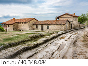 Estate of Abraham Firkovich (Karaite writer and archeologist) built in 18th century in the famous ancient city-fortress Chufut-Kale ("Jewish Fortress" in Turkish) in the Crimean Mountains (2019 год). Стоковое фото, фотограф Сергей Фролов / Фотобанк Лори