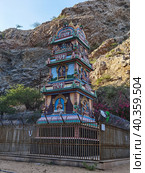 Комплекс индуистских храмов около Джайпура (Индия) - Ramanuja acharya Mandir (2023 год). Редакционное фото, фотограф Максим Гулячик / Фотобанк Лори