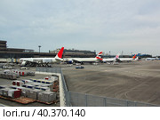 Tokyo, Japan - 10 Nov 2013: The airplane of Japan Airlines in the airport, Tokio, Japan. Редакционное фото, фотограф Сергей Стрелков / Фотобанк Лори