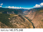 Перевал Кату-Ярык. Стоковое фото, фотограф Денис Горбачёв / Фотобанк Лори