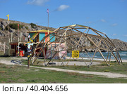 Village of Mysovoye, Kerch Peninsula, Cape Kazantip, Crimea, Russia, October 14, 2022:  Glamping Exosfera on coast in southern part of Kazantip Nature Reserve. Редакционное фото, фотограф Алексей Антипов / Фотобанк Лори