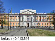 Михайловский замок - вид с Кленовой улицы. Санкт-Петербург (2023 год). Стоковое фото, фотограф Жигалов Евгений Павлович / Фотобанк Лори