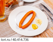 Pair of vienna sausages with horseradish and mustard. Стоковое фото, фотограф Яков Филимонов / Фотобанк Лори