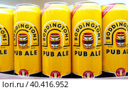 Алкогольное пиво Boddingtons pub ale готово к продаже на полке (2020 год). Редакционное фото, фотограф FotograFF / Фотобанк Лори