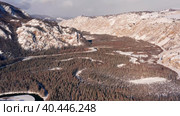 Горный Алтай зимой. Курайский хребет. Вид с воздуха. Altai mountains in winter. Kurai ridge. Aerial view. Стоковое видео, видеограф Евгений Романов / Фотобанк Лори
